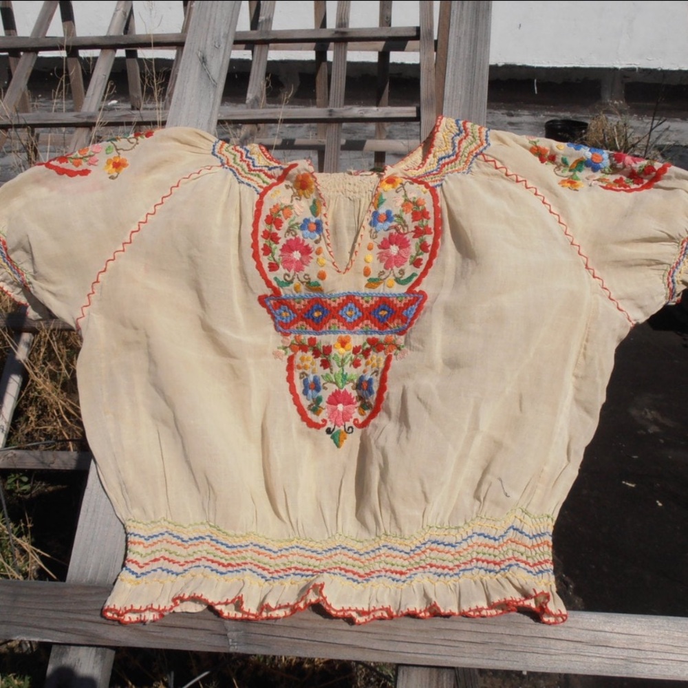 Vintage Embroidered Peasant Blouse